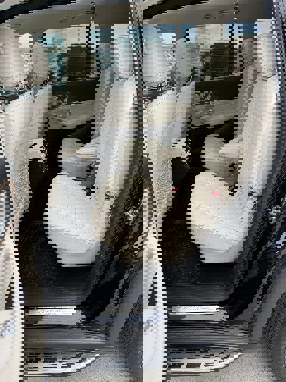 Used 2021 Mercedes-Benz GLS 450 4MATIC image 19