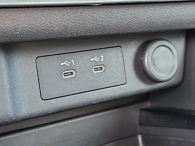 Used 2025 Nissan Rogue SV AWD/4WD image 25