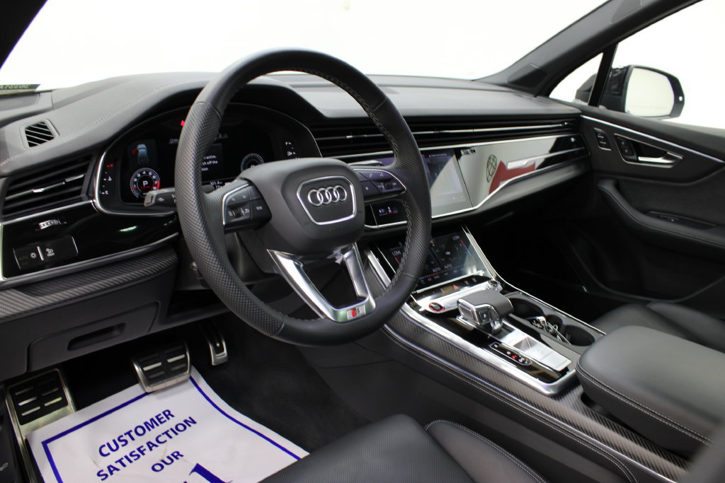 Used 2025 Audi SQ7 Prestige AWD/4WD image 17