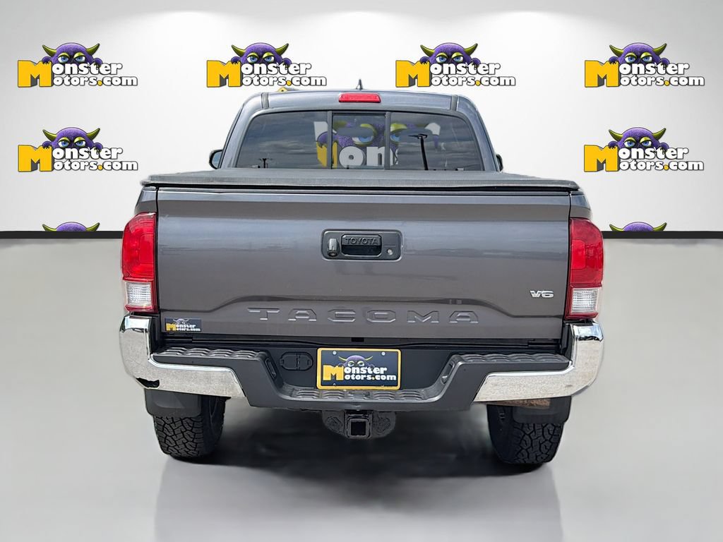 Used 2017 Toyota Tacoma TRD Off-Road AWD/4WD image 6