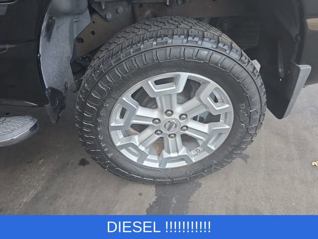 Used 2019 Nissan Titan SV w/ SV Convenience Package image 24