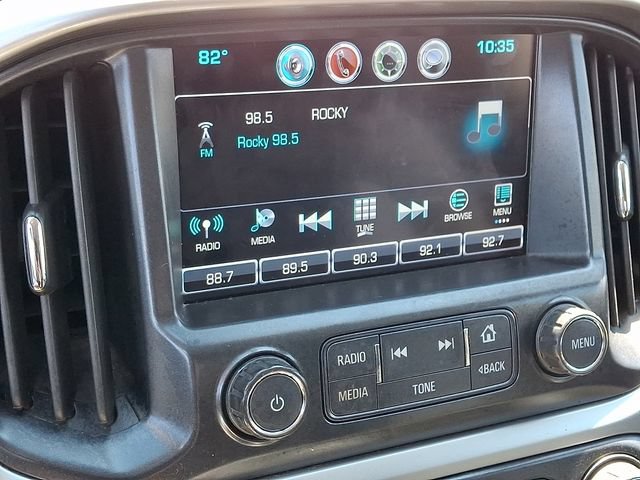 Used 2017 Chevrolet Colorado LT AWD/4WD image 3