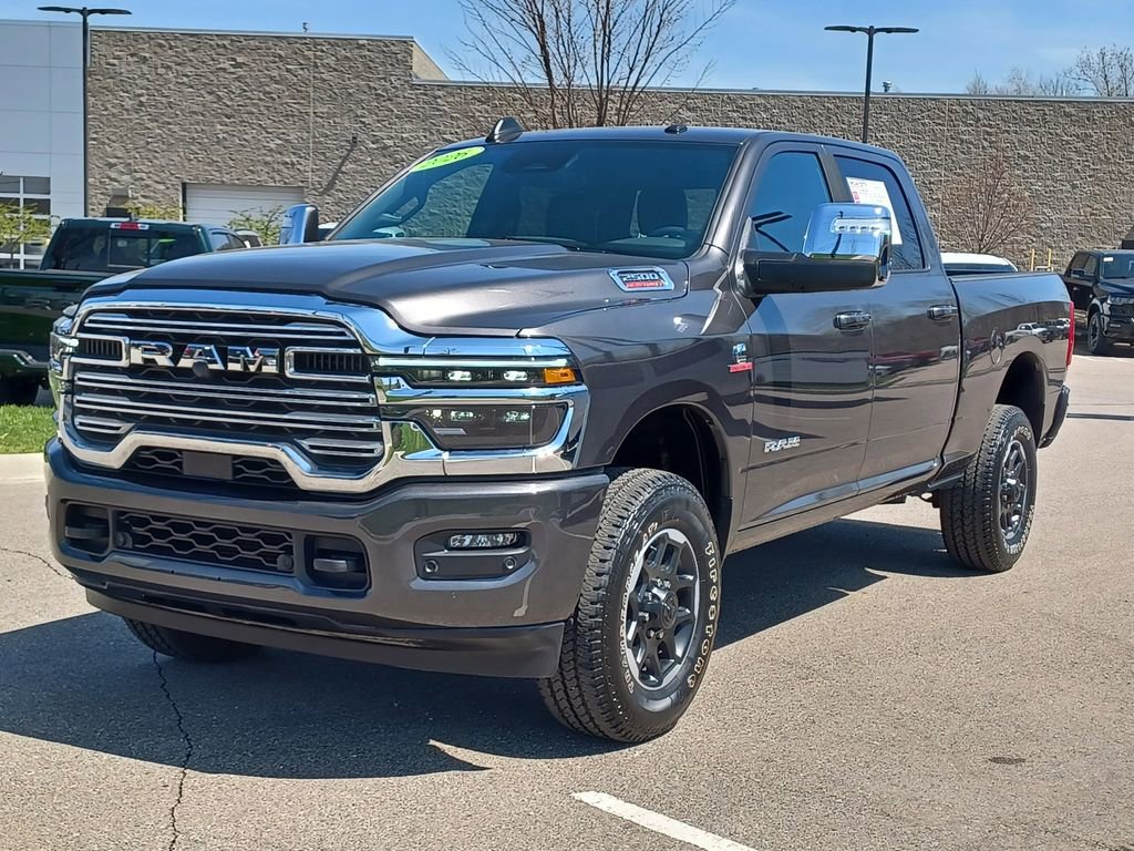 Used 2026 RAM 2500 Laramie AWD/4WD image 2