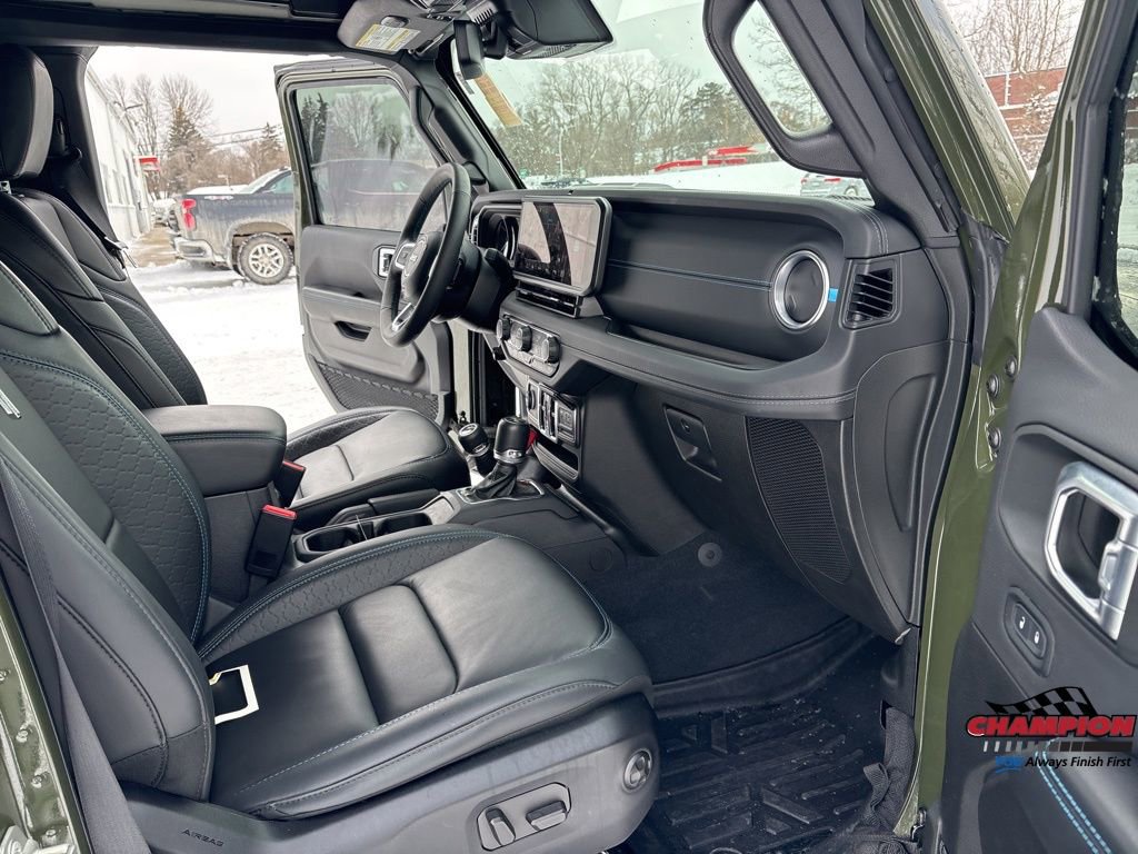 Used 2024 Jeep Wrangler High Altitude image 34
