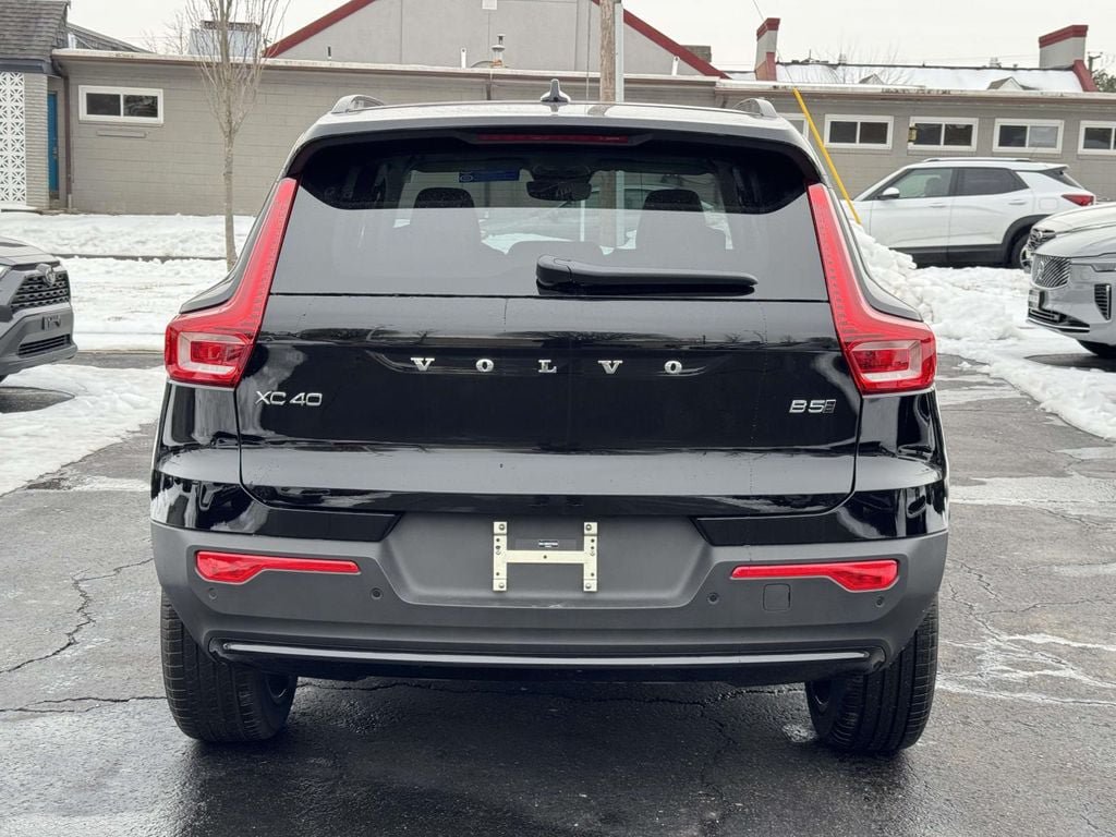 New 2026 Volvo XC40 B5 Ultra w/ Protection Package Premier AWD/4WD image 22