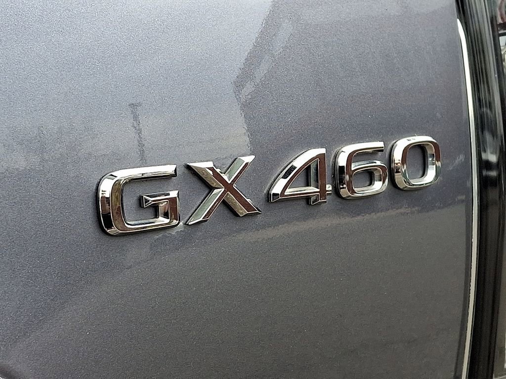 Used 2023 Lexus GX 460 Premium w/ Accessory Package image 30