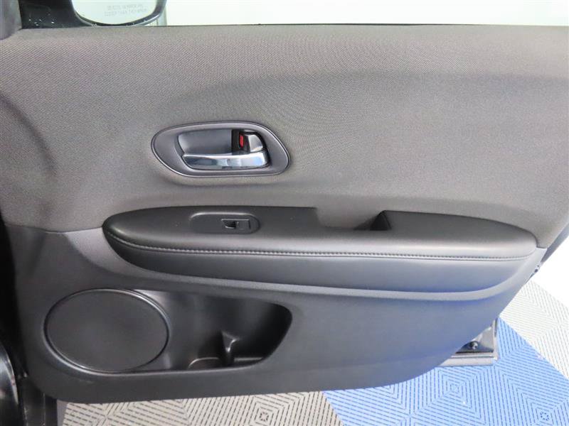 Used 2022 Honda HR-V LX image 30