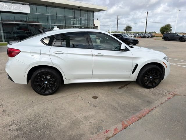 Used 2019 BMW X6 xDrive50i w/ M Sport Package AWD/4WD image 5