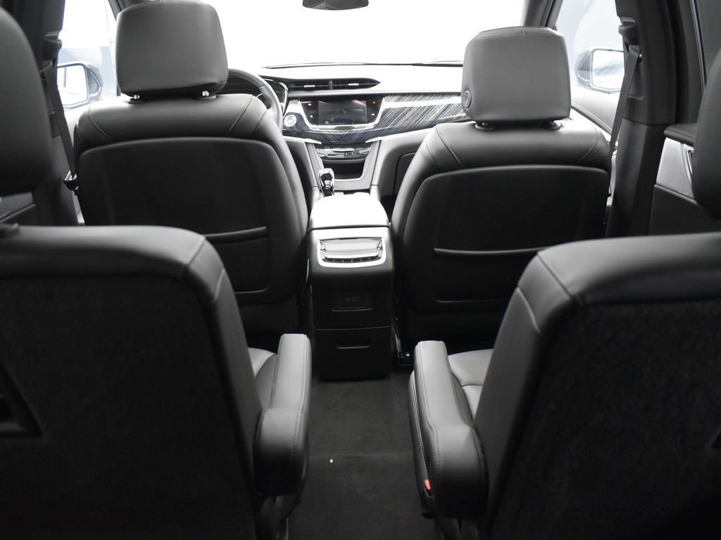 Certified 2024 Cadillac XT6 Premium Luxury w/ LPO, Floor Liner Package image 29