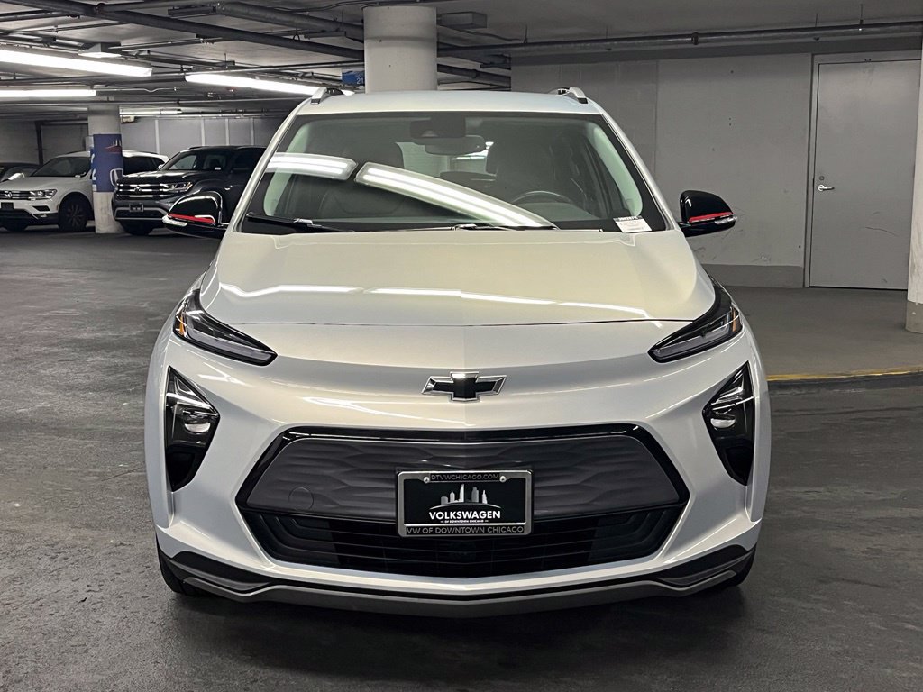 Used 2023 Chevrolet Bolt EUV LT w/ Convenience Package FWD image 29