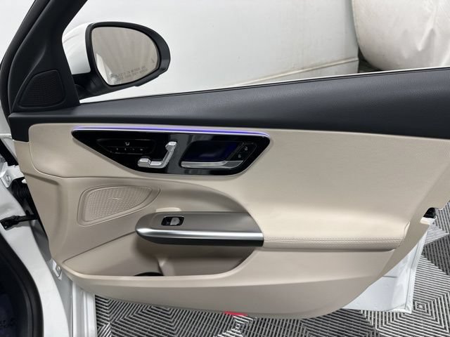 Used 2025 Mercedes-Benz C 300 4MATIC Sedan image 31