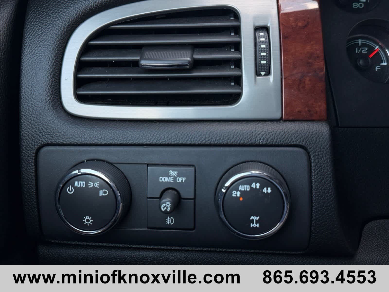 Used 2013 Chevrolet Tahoe LTZ AWD/4WD image 24