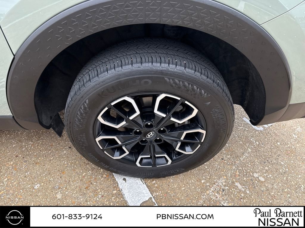 Used 2023 Hyundai Santa Cruz SEL image 33