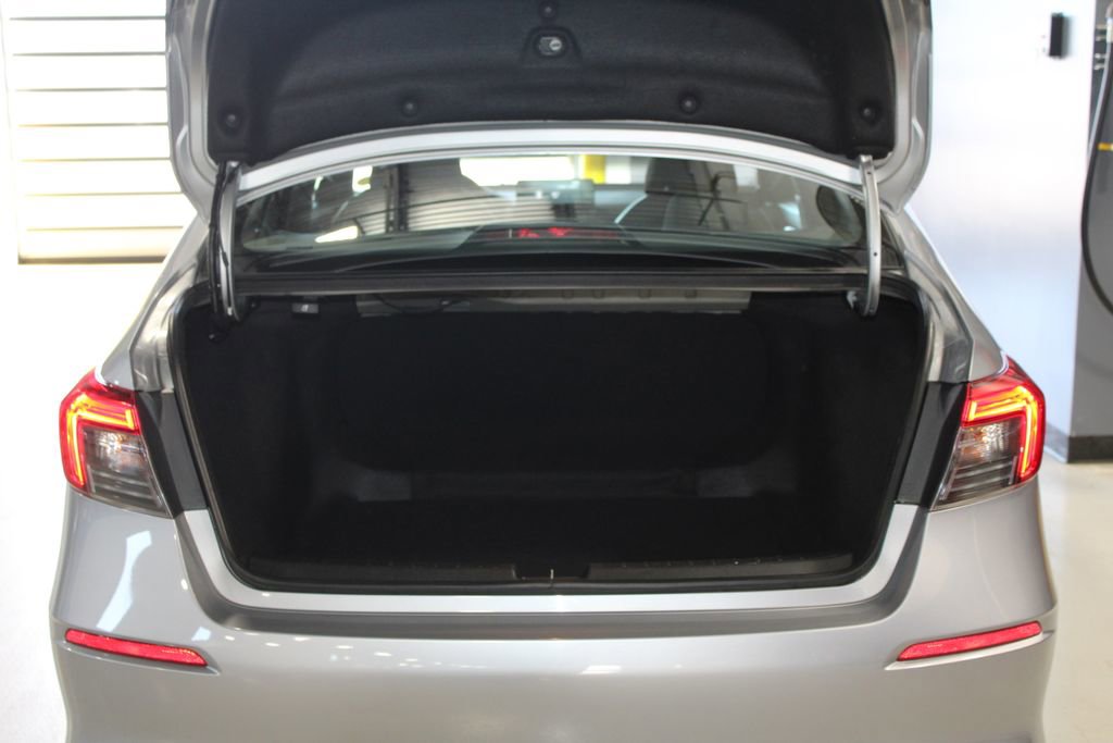 Used 2023 Honda Civic Sport image 42