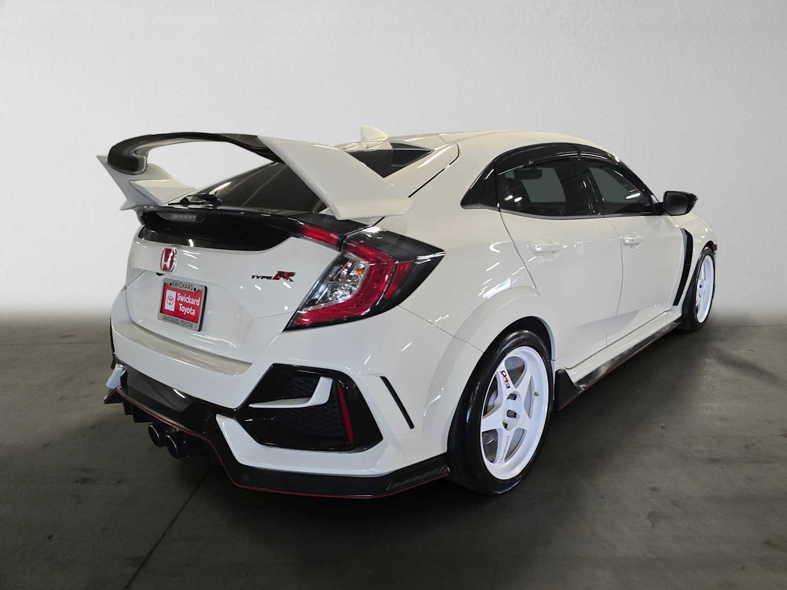 Used 2020 Honda Civic Type R image 3