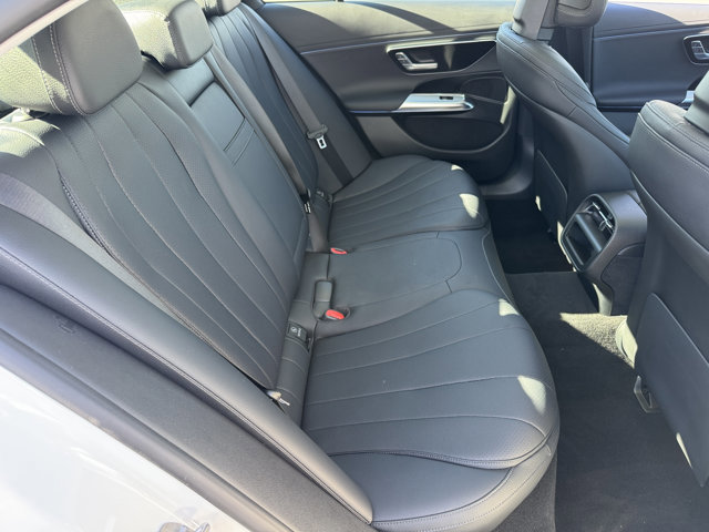 Used 2025 Mercedes-Benz E 350 Sedan image 8