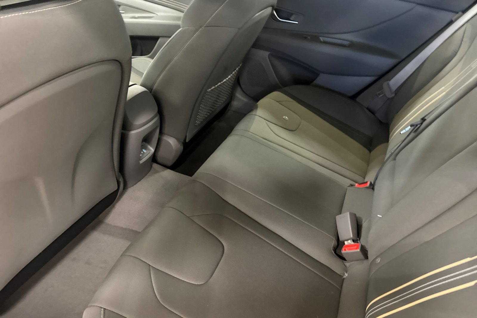 New 2026 Hyundai Elantra SEL Sport Premium FWD image 12