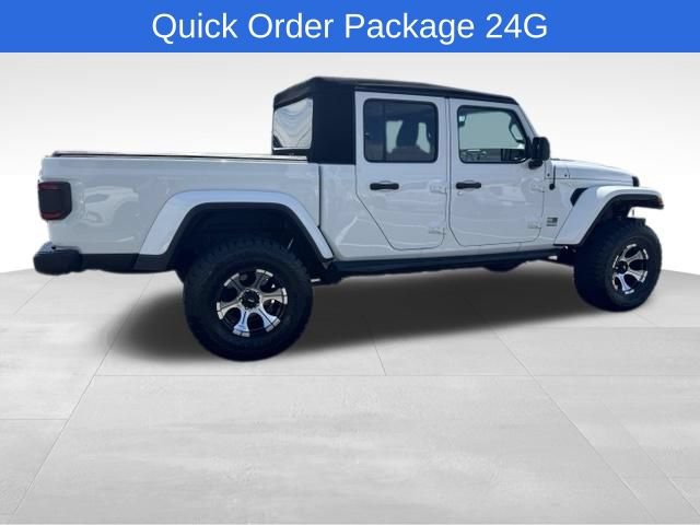 Used 2021 Jeep Gladiator Overland w/ LED Lighting Group AWD/4WD image 3