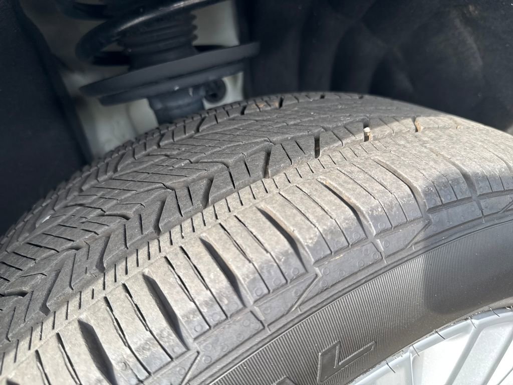 Used 2024 GMC Acadia Elevation w/ LPO, Floor Liner Package image 22