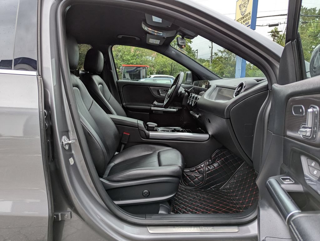 Used 2021 Mercedes-Benz GLA 250 4MATIC image 32
