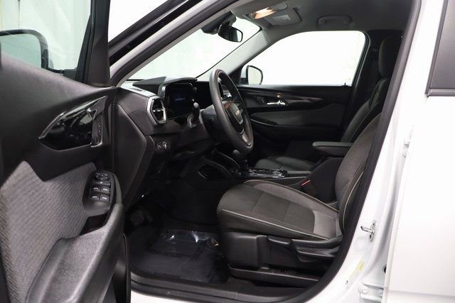 Used 2025 Chevrolet TrailBlazer LT image 10