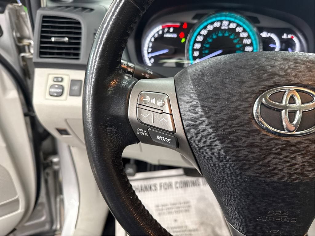Used 2012 Toyota Venza Limited AWD/4WD image 28