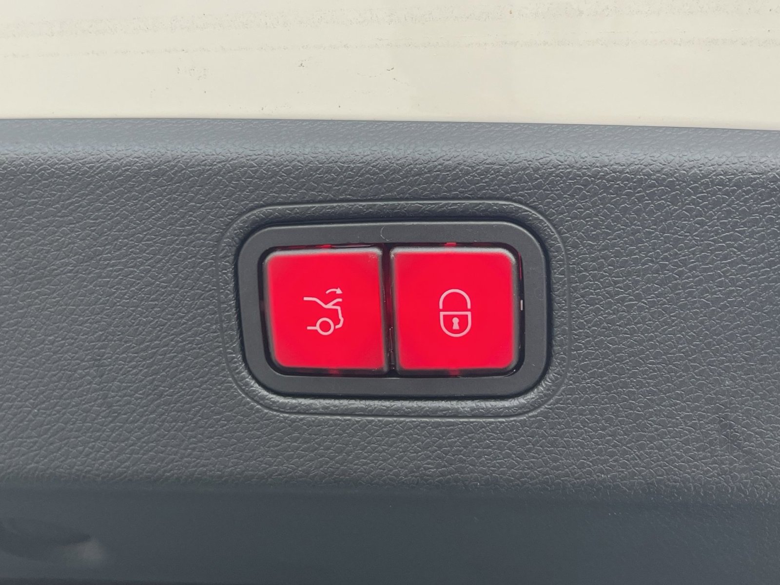 Certified 2021 Mercedes-Benz CLS 53 AMG 4MATIC w/ Driver Assistance Package image 25