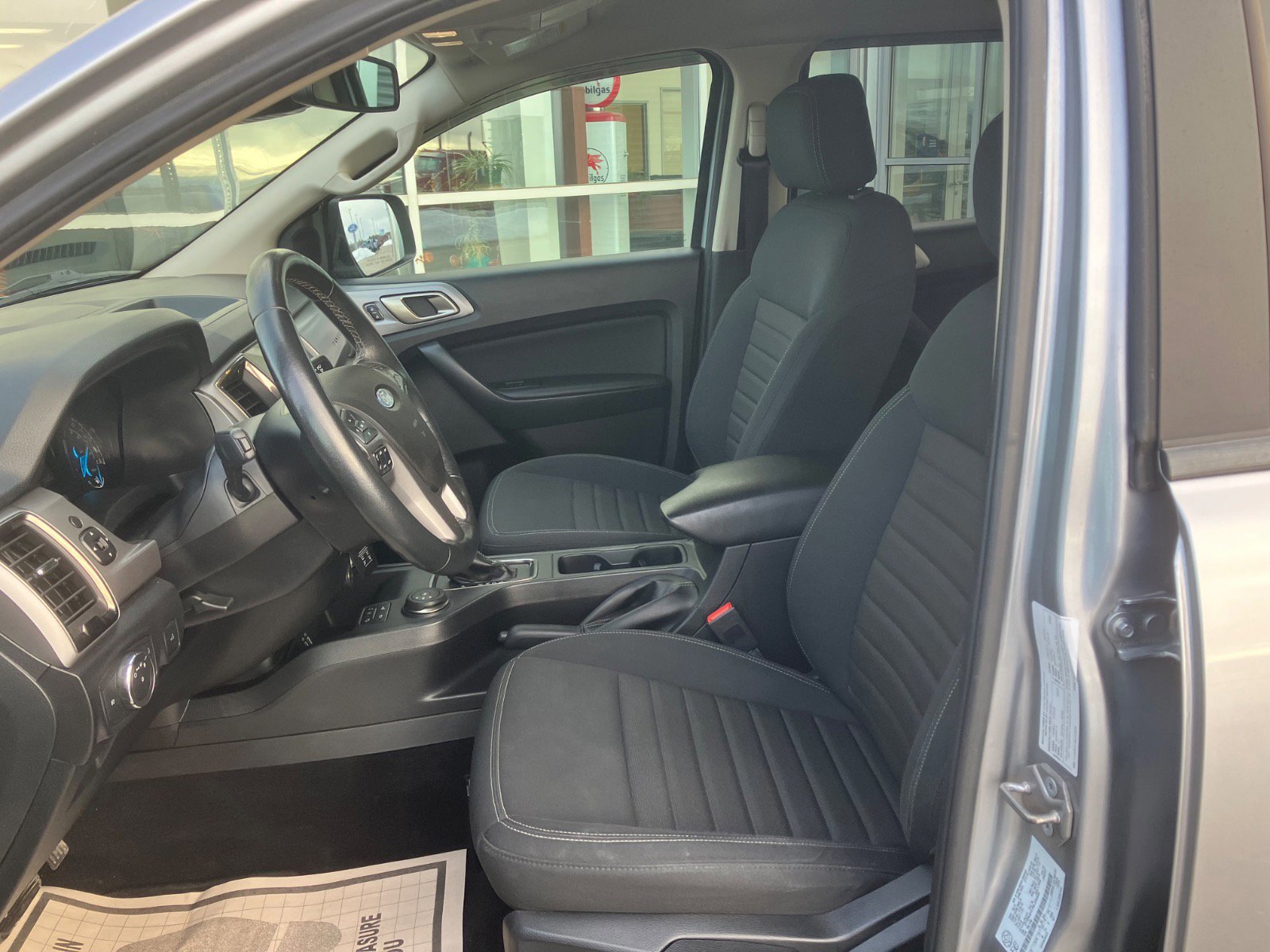 Used 2021 Ford Ranger XLT w/ FX4 Off-Road Package image 16