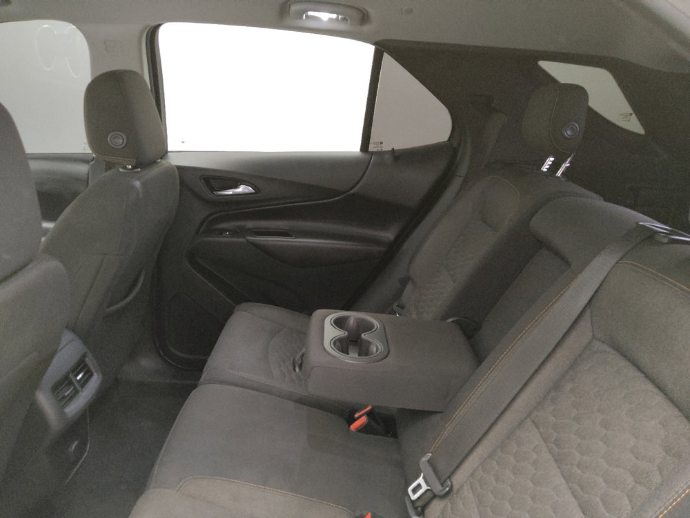 Used 2018 Chevrolet Equinox LT FWD image 18