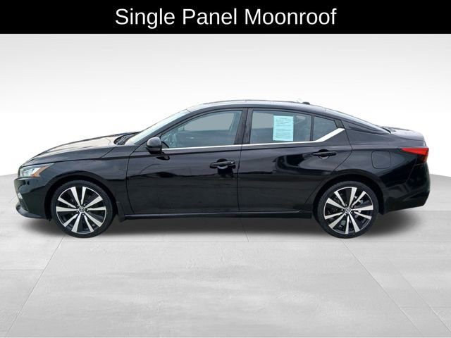 Used 2020 Nissan Altima 2.5 SR w/ Premium Package image 3