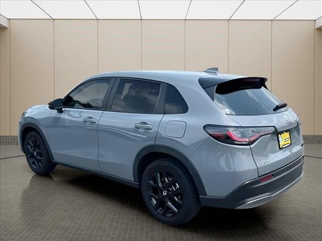 Used 2024 Honda HR-V Sport image 4