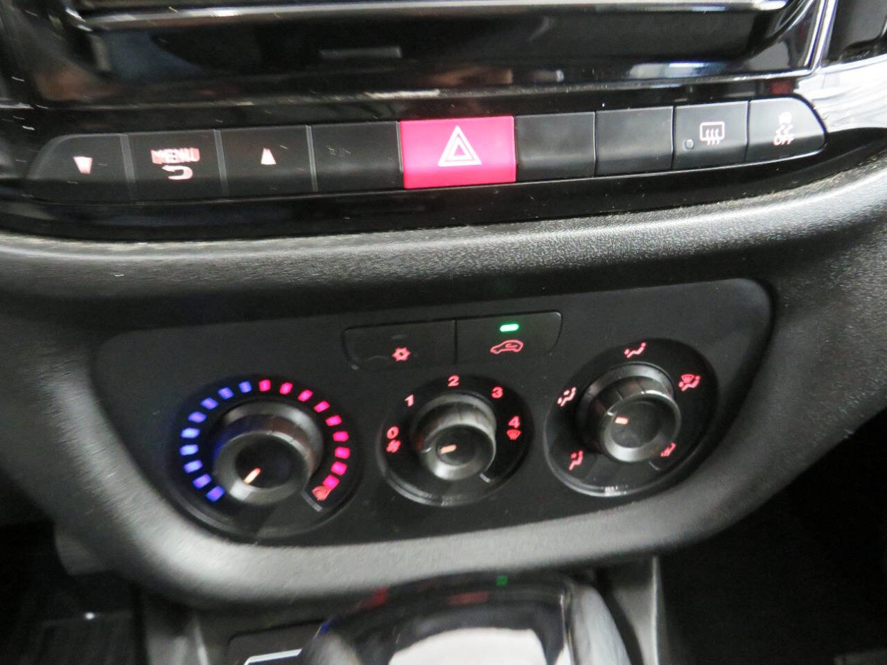 Used 2016 RAM ProMaster City Tradesman SLT image 23