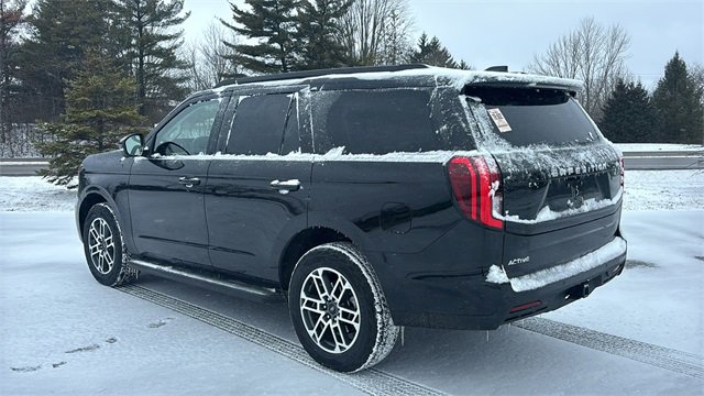 Used 2025 Ford Expedition Active image 5
