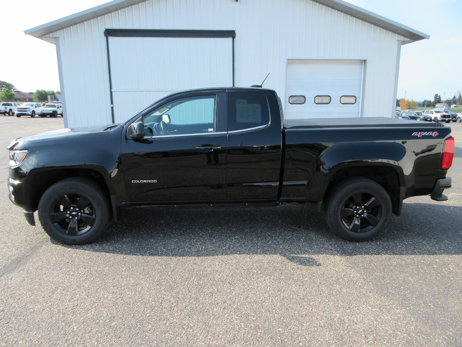 Certified 2016 Chevrolet Colorado LT w/ Midnight Edition AWD/4WD image 8