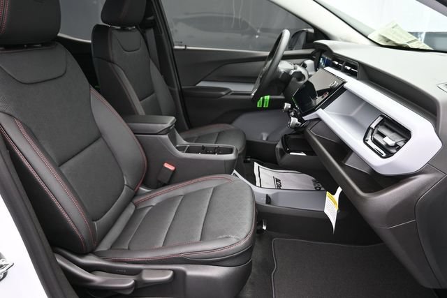 New 2027 Chevrolet Bolt RS FWD image 28
