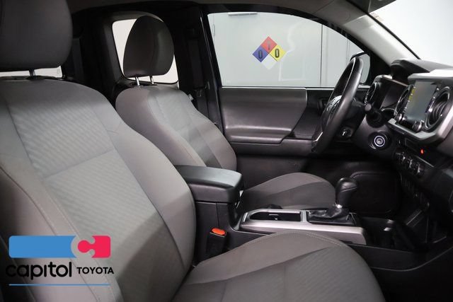 Certified 2022 Toyota Tacoma SR5 w/ Black Out Package (TMS) AWD/4WD image 27