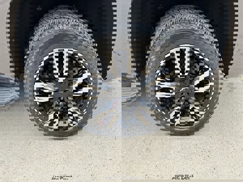 Used 2018 Chevrolet Tahoe Premier AWD/4WD image 47