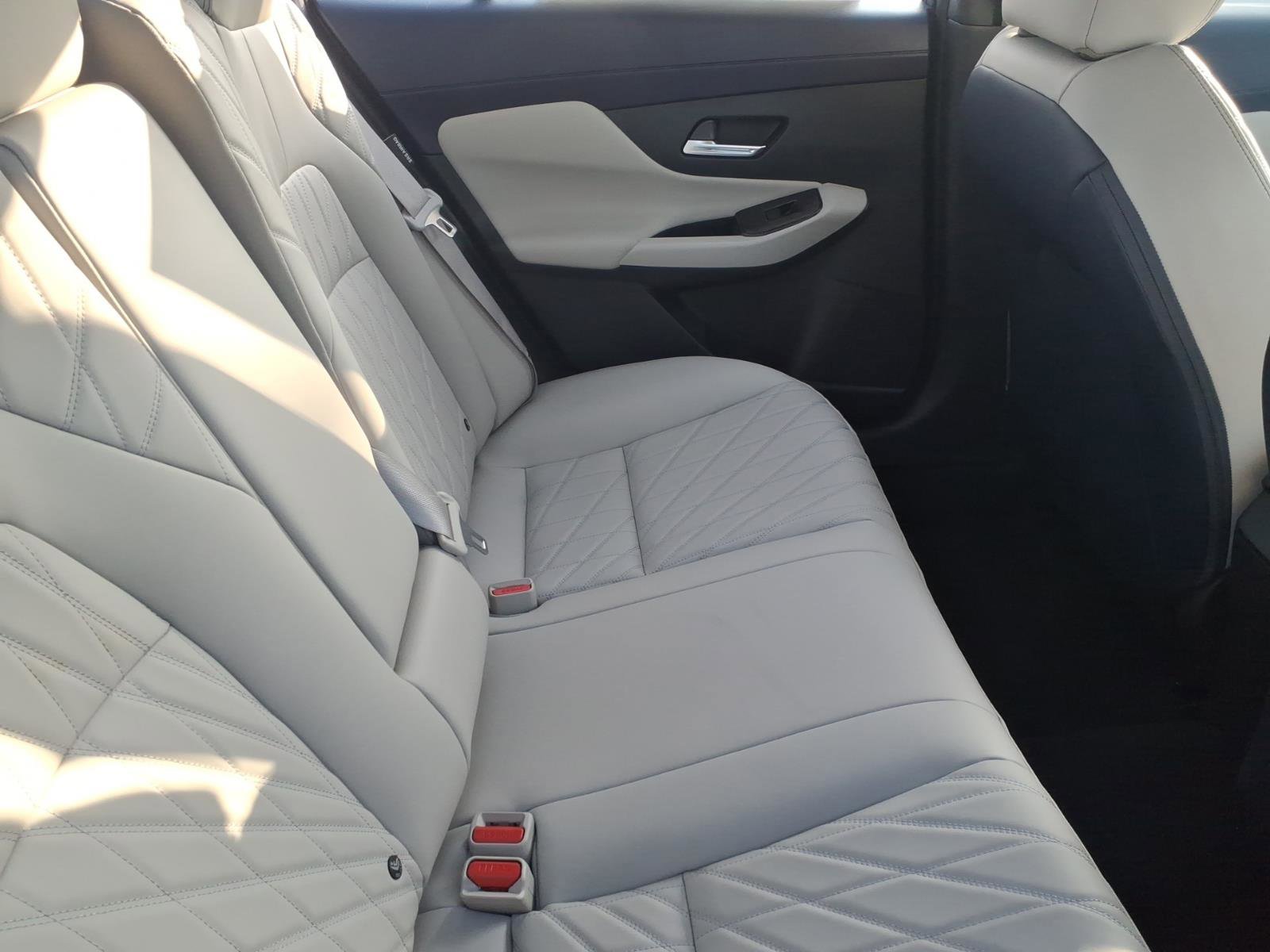 New 2026 Nissan Sentra SL FWD image 6