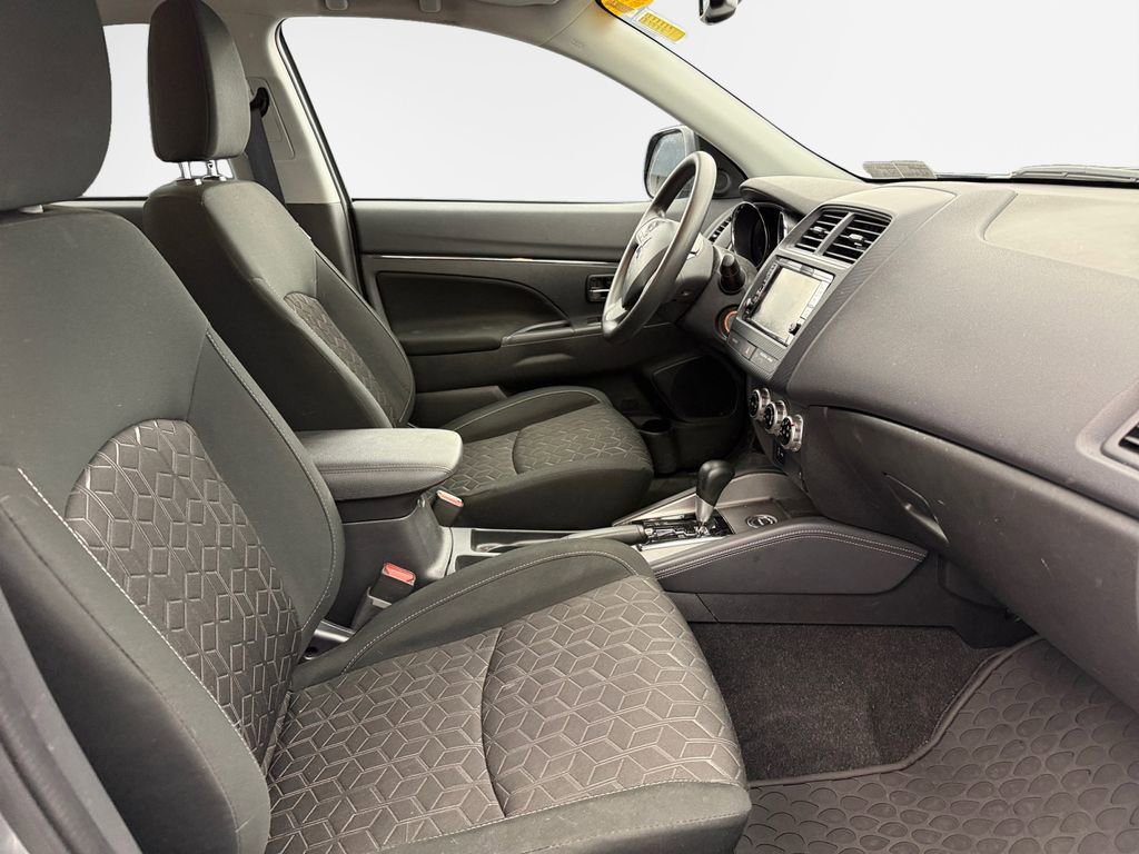 Used 2024 Mitsubishi Outlander Sport ES AWD/4WD image 24