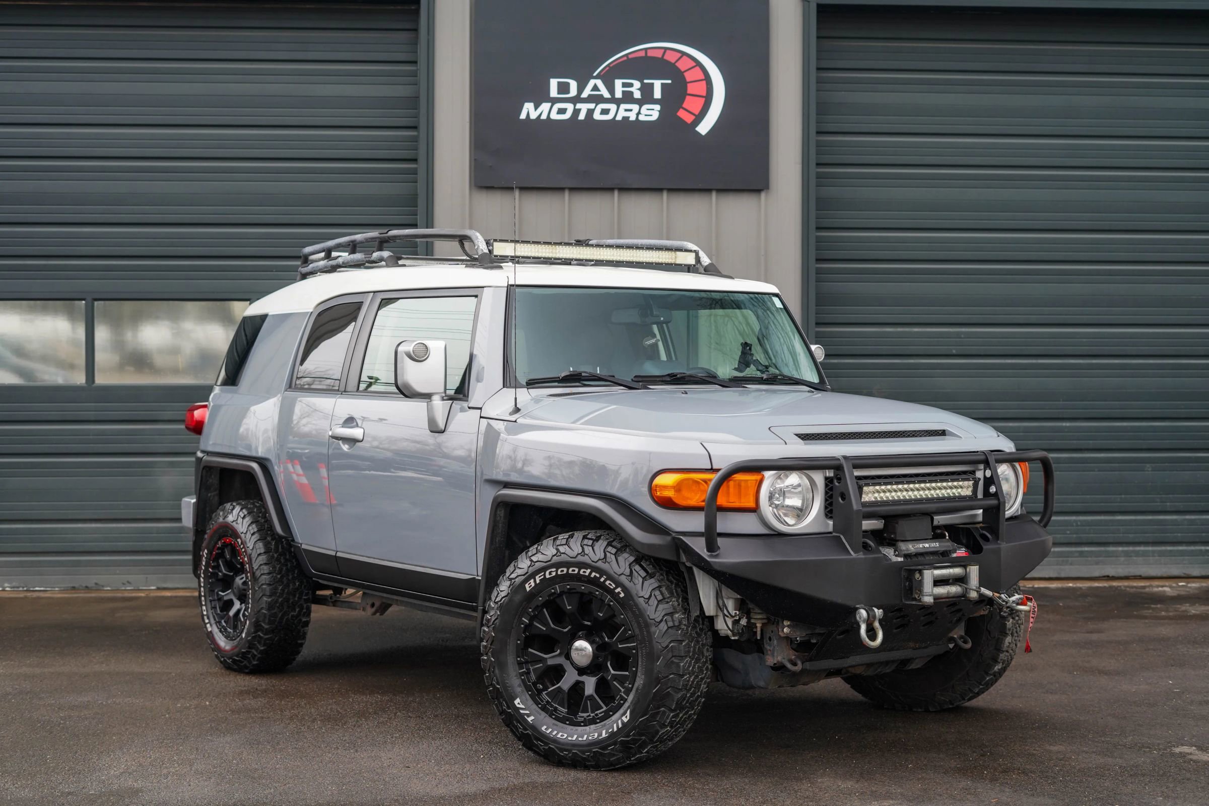 Used 2014 Toyota FJ Cruiser 4WD w/ Convenience Package image 1