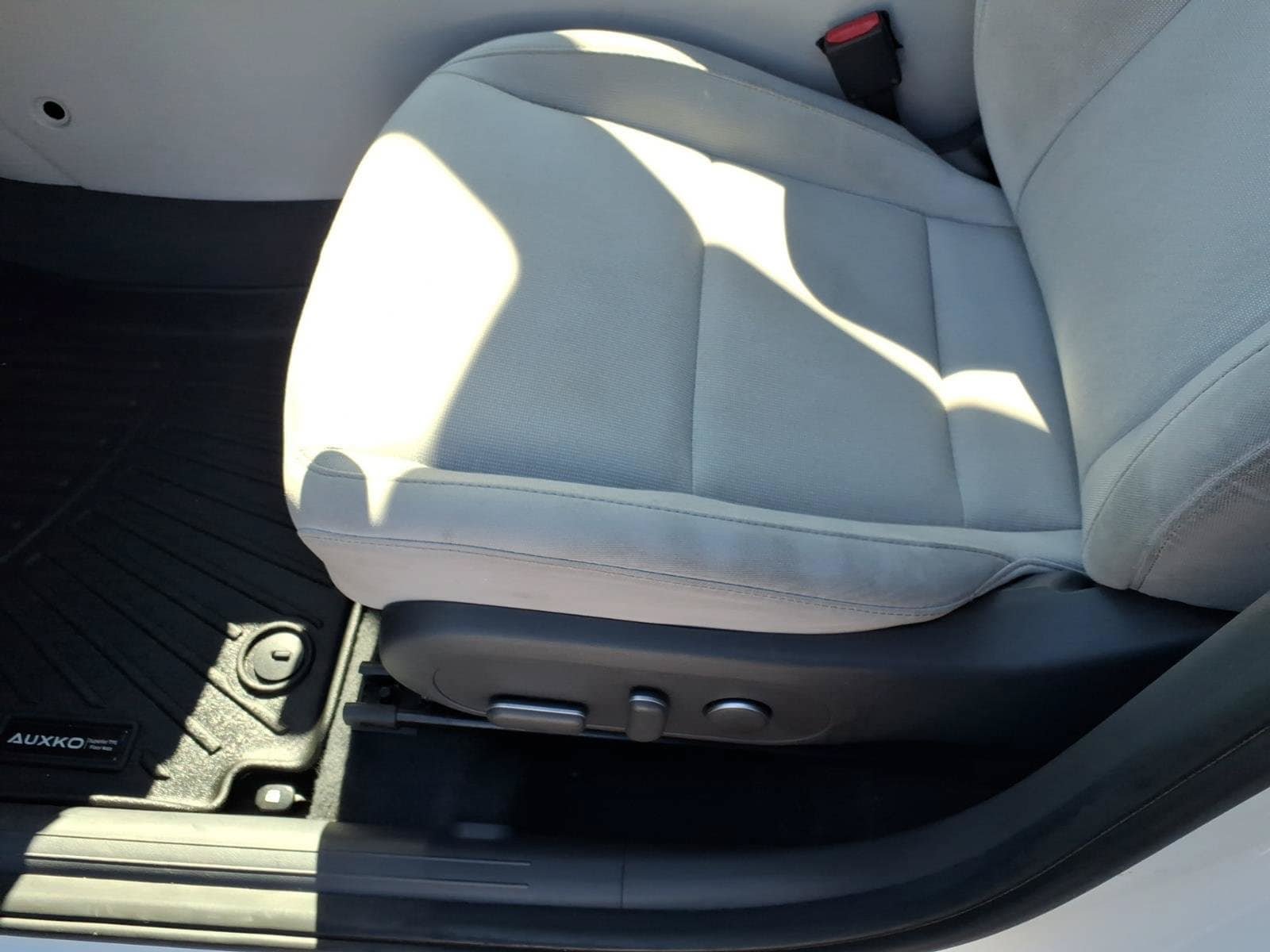 Used 2025 Hyundai Kona SEL FWD image 16