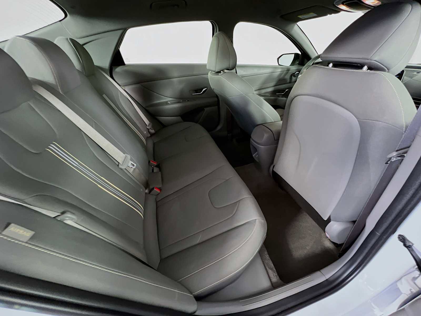 Certified 2025 Hyundai Elantra Sport FWD image 25