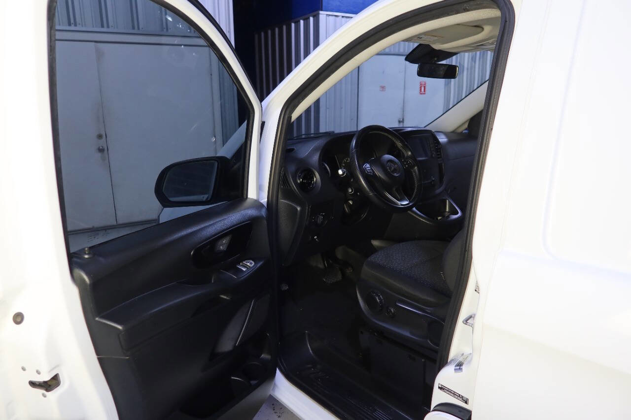 Used 2021 Mercedes-Benz Metris image 19