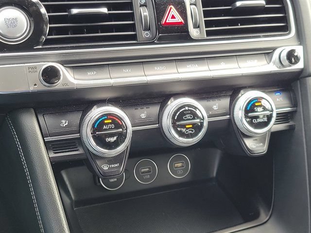 Certified 2023 Genesis G70 2.0T RWD image 25