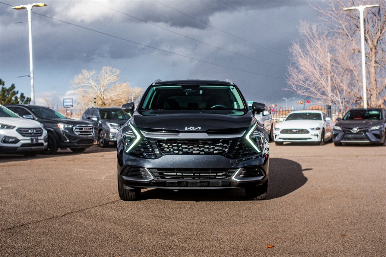 Used 2024 Kia Sportage EX image 2