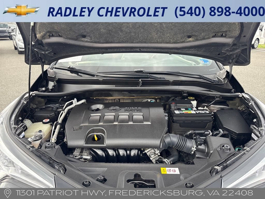 Used 2019 Toyota C-HR XLE FWD image 9