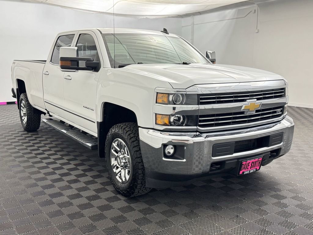 Used 2018 Chevrolet Silverado 2500 LTZ image 7