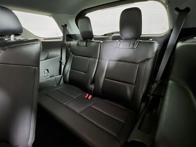Used 2020 Ford Explorer XLT w/ Equipment Group 202A image 34