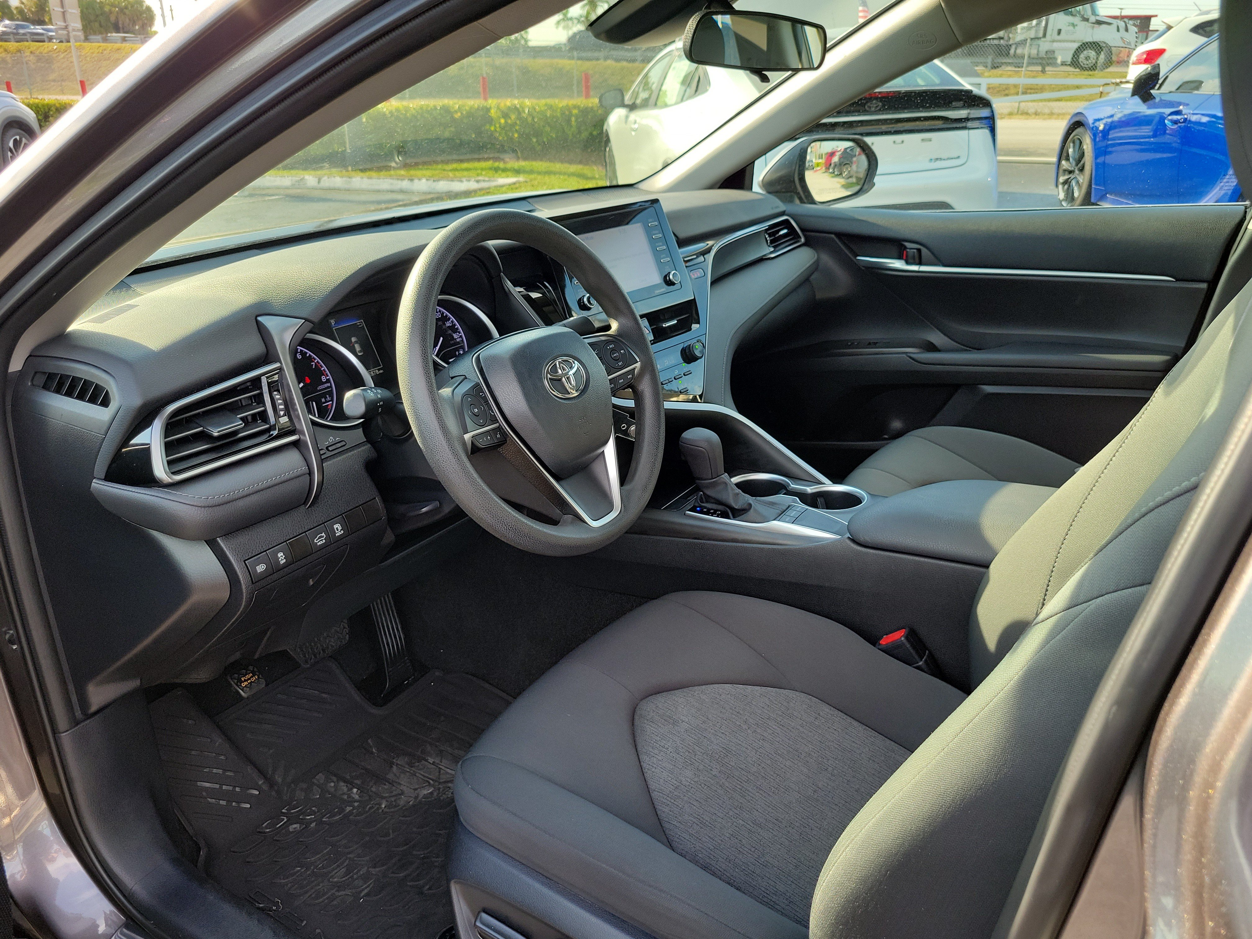 Used 2023 Toyota Camry LE FWD image 19