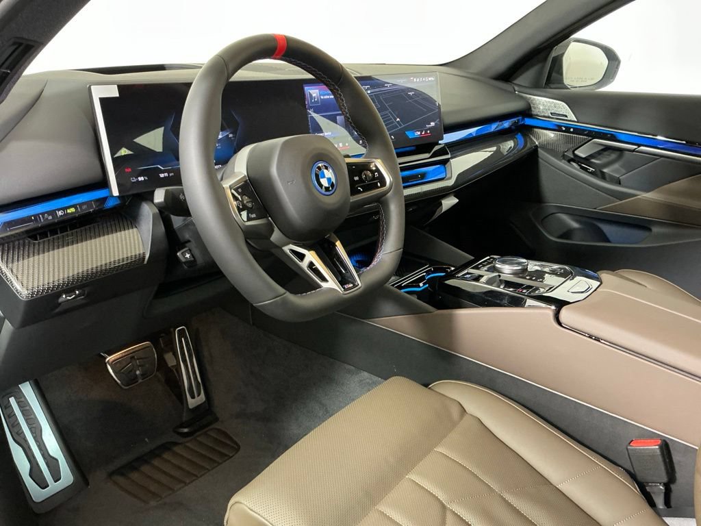 New 2026 BMW i5 M60 AWD/4WD image 21